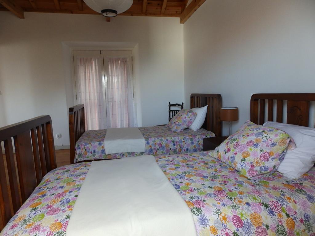 Casas Alto Da Bonanca Guest House Sao Roque do Pico Ngoại thất bức ảnh